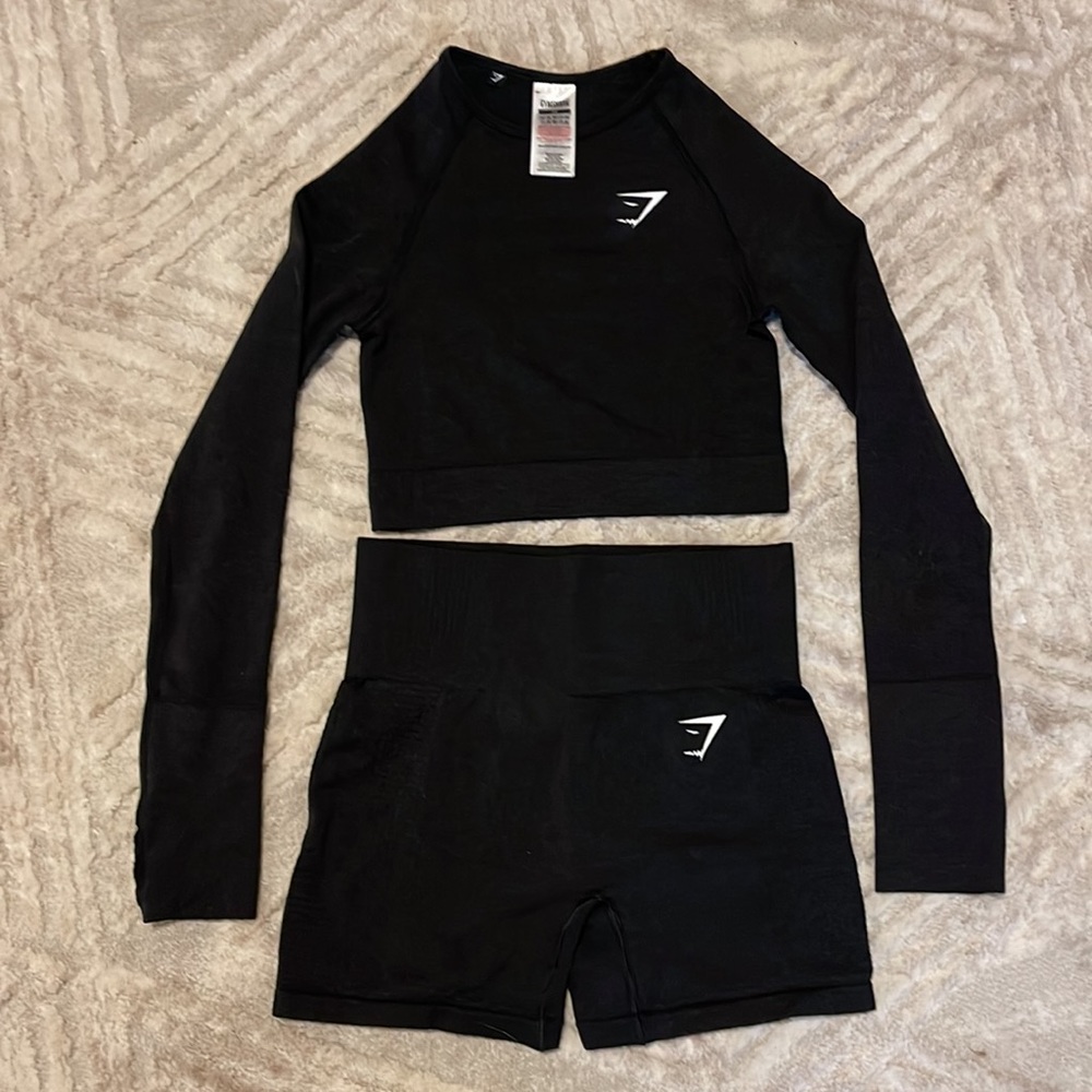 Gymshark Adapt Seamless Crop & Shorts | Black
